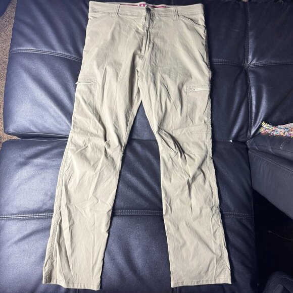Wrangler Men's Pants Khaki Stretch Outdoor Trail Hiking Performance 38/32 - Picture 1 of 15